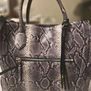 G.I.L.I. Leather Reptile Print Tote Purse
